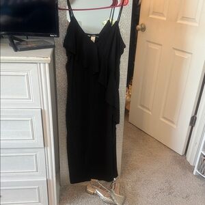 H&M Black Asymmetrical Women's Dress